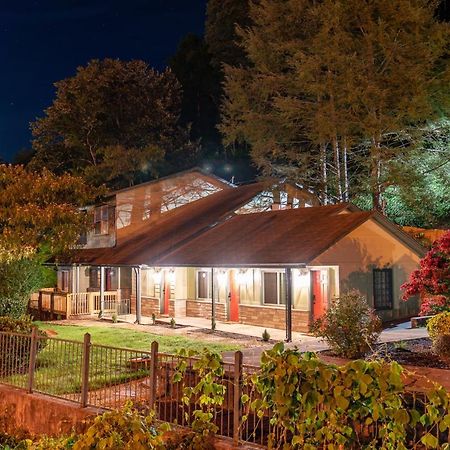Newly Remodeled Motel In Gatlinburg! Zewnętrze zdjęcie