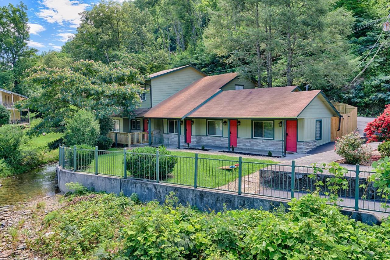 Newly Remodeled Motel In Gatlinburg! Zewnętrze zdjęcie
